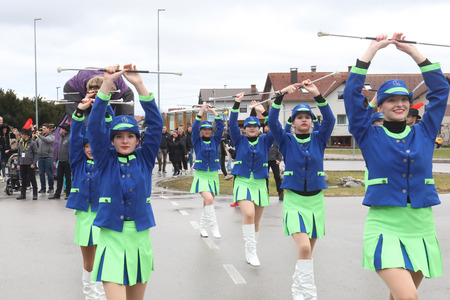 ŽAGANJE BABE  05 FOTO LJUBO VUKELIČ
